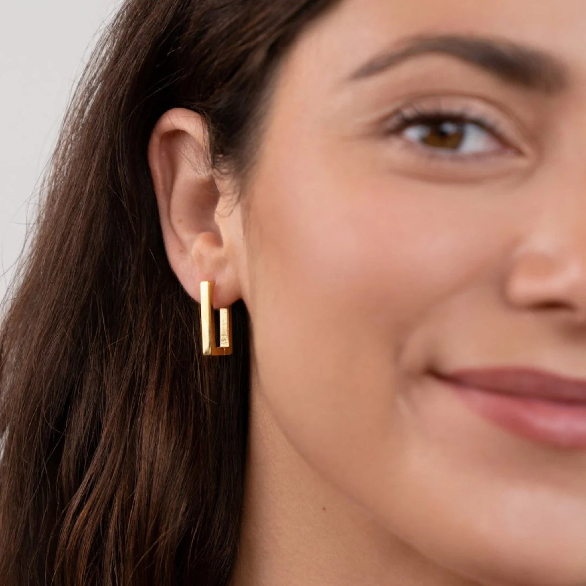 Rectangular Hoops – Sleek Click-to-Close Earrings in Recycled Gold or Silver | LUCID