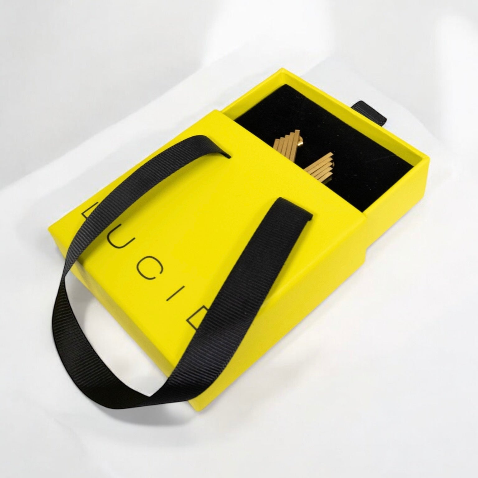 Sustainable, recycled packaging, ready for gifting.