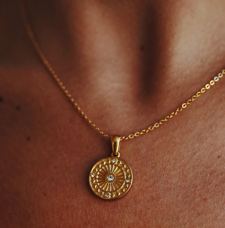 Halo Pendant Necklace  – Recycled Gold Symbolic Jewellery | LUCID