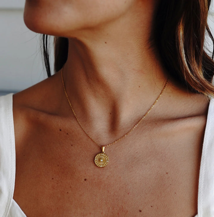 Halo Pendant Necklace  – Recycled Gold Symbolic Jewellery | LUCID
