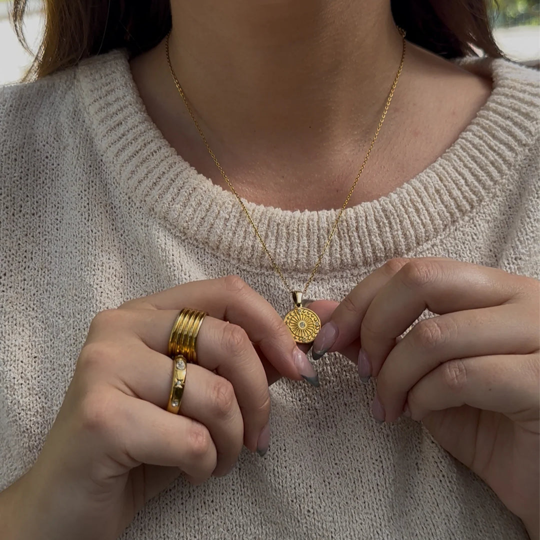 Halo Pendant Necklace  – Recycled Gold Symbolic Jewellery | LUCID