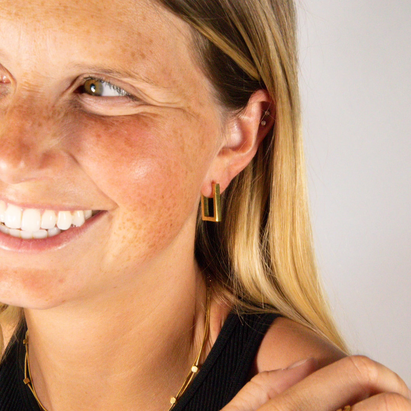 Rectangular Hoops - LUCID