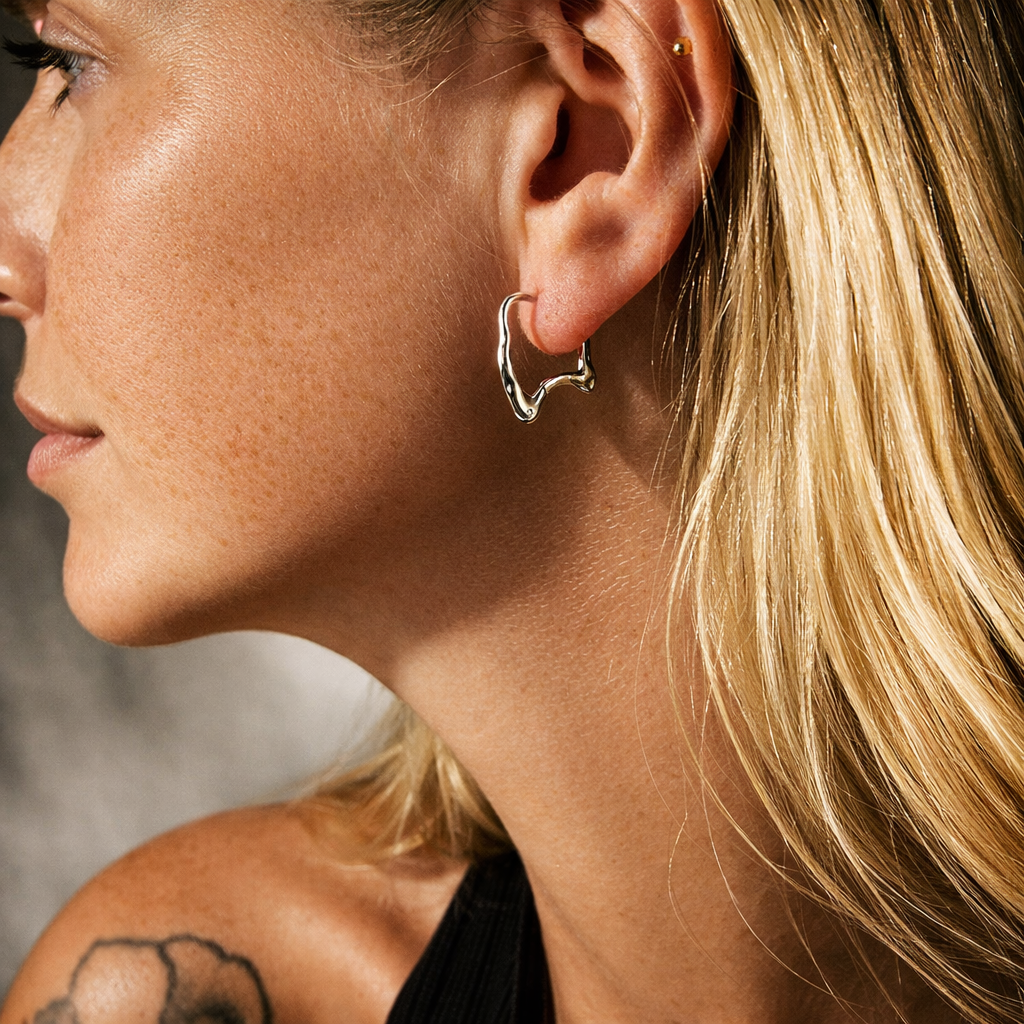 lighweight irregular hoops on model