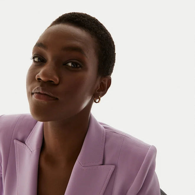 hoops on  model in gold